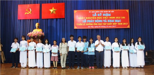  Khai mạc “Tuần lễ hưởng ứng học tập suốt đời năm 2017” chủ đề “Học để xây dựng Thành phố Hồ Chí Minh trở thành Đô thị thông minh”
